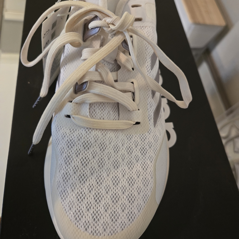 Adidas Edgebounce 1.5 W White/Light Grey Running Shoes - Picture 2 of 4